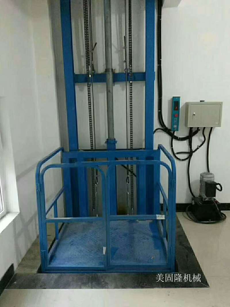 鞍山单臂导轨式升降机厂家